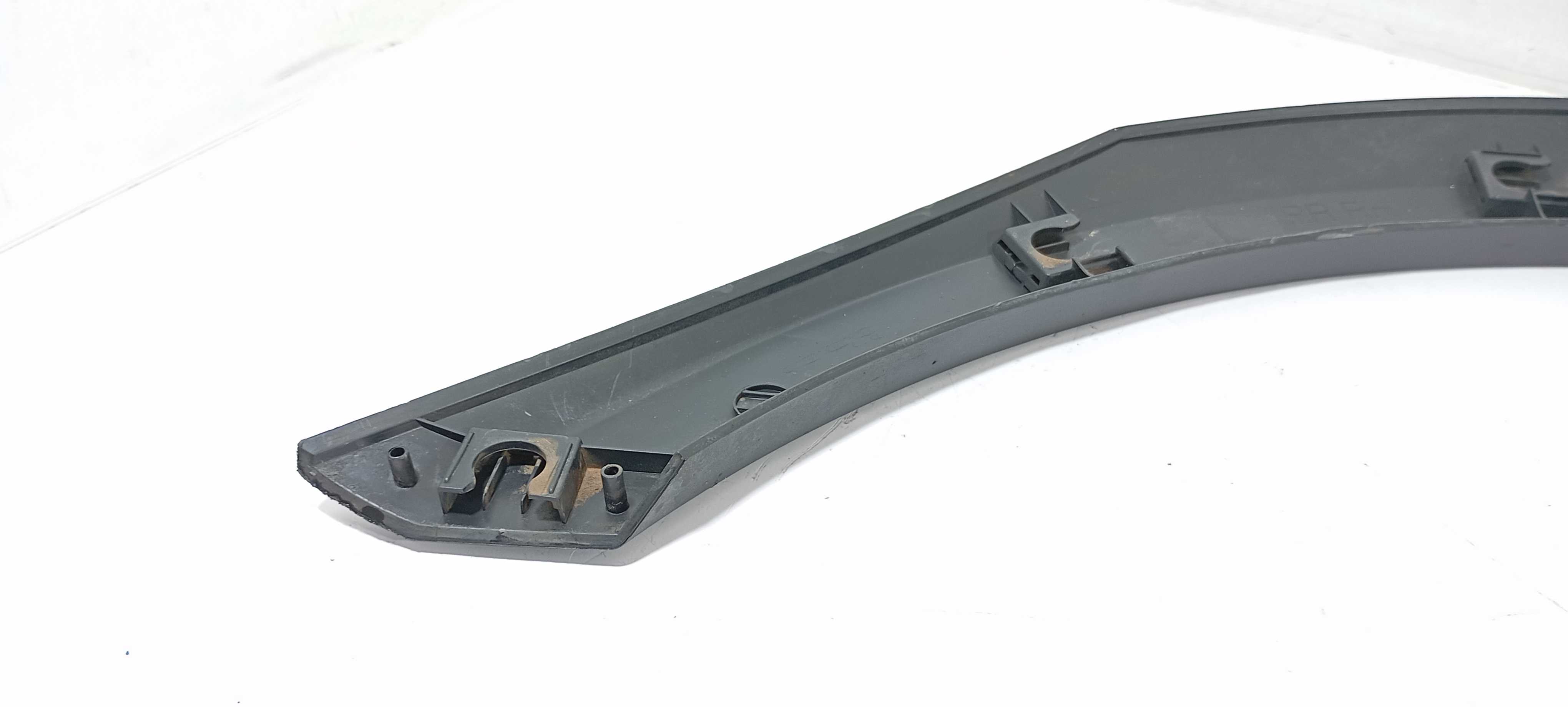 Aplique Vão Roda Tras. D. Gm Onix Active 1.4 2018 52094053 3