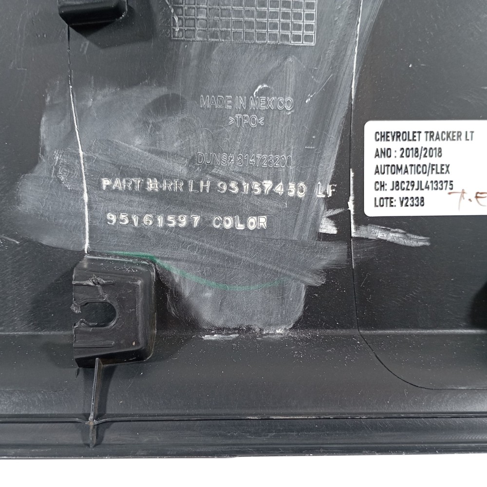 Moldura Porta Traseira Esquerda Gm Tracker 1.4 2018 95161597 Preto 8