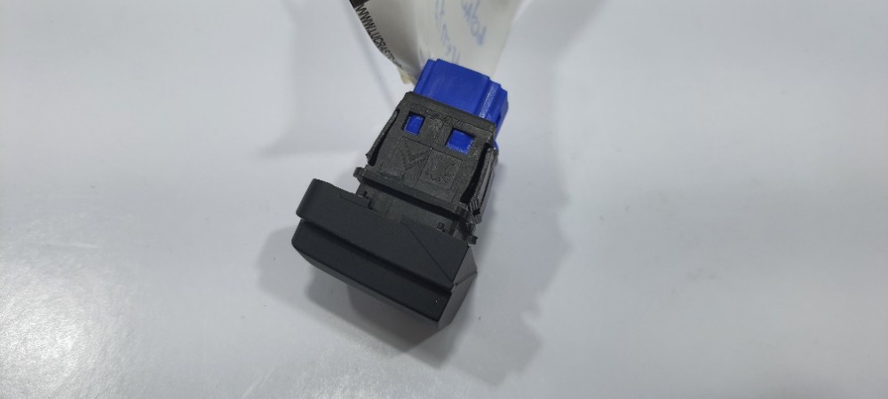 Botão Pisca Alerta Peugeot 208 1.2 2018 96750916 Preto 3