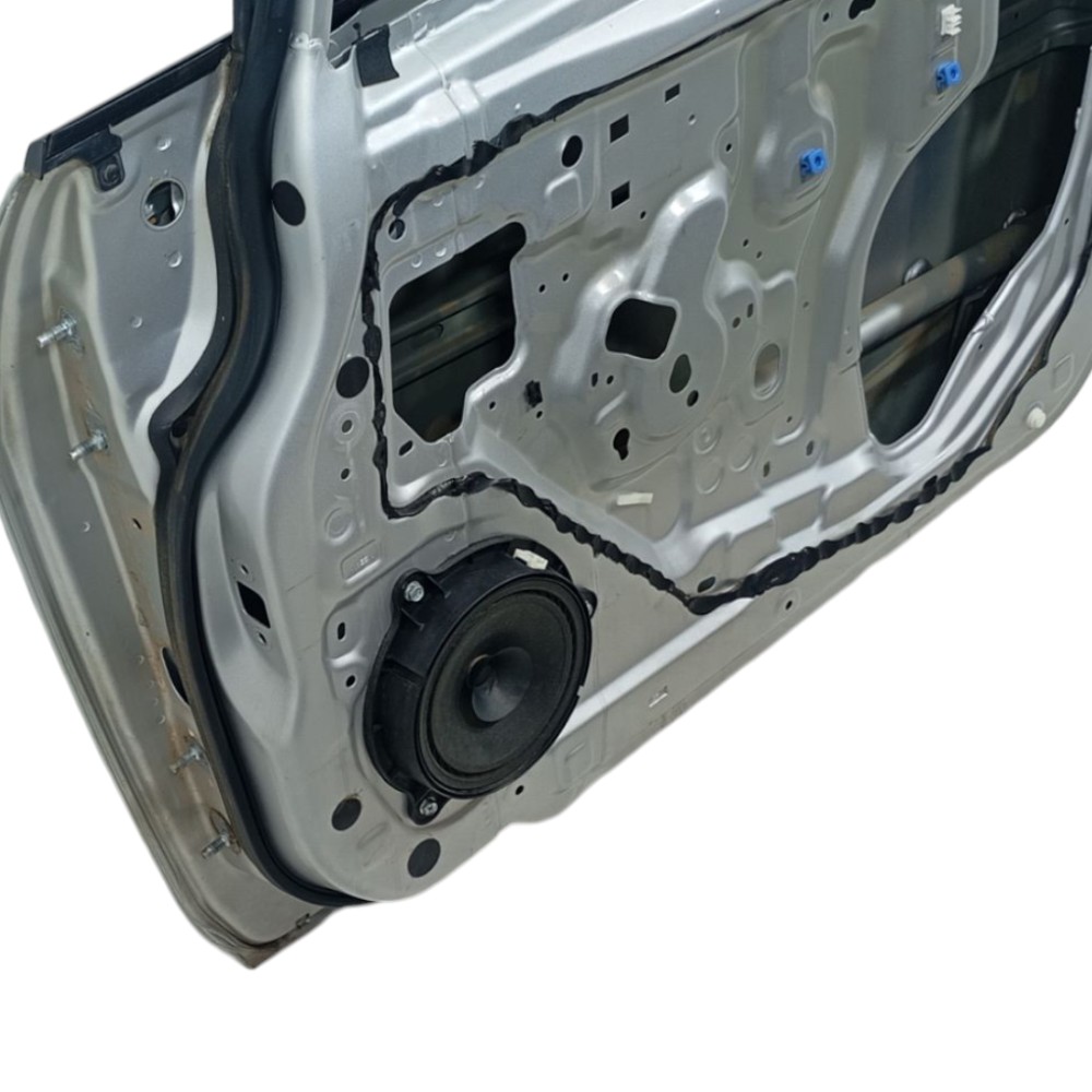 Porta Dianteira D. C/detalhe Tiida Sedan 1.8 2012 77004r1200 Dianteira Direita Prata 7