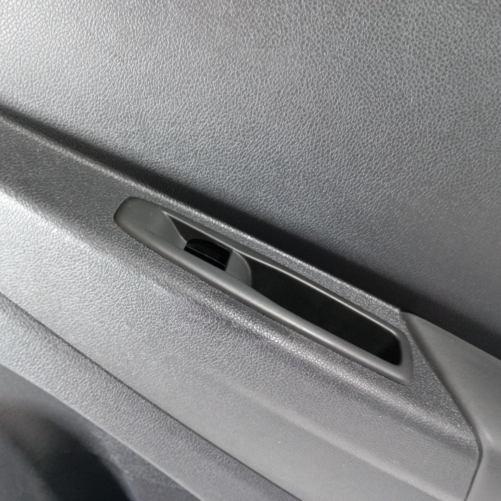 Forro porta Captur 2.0 2021 Traseiro direito 829A06028R 8