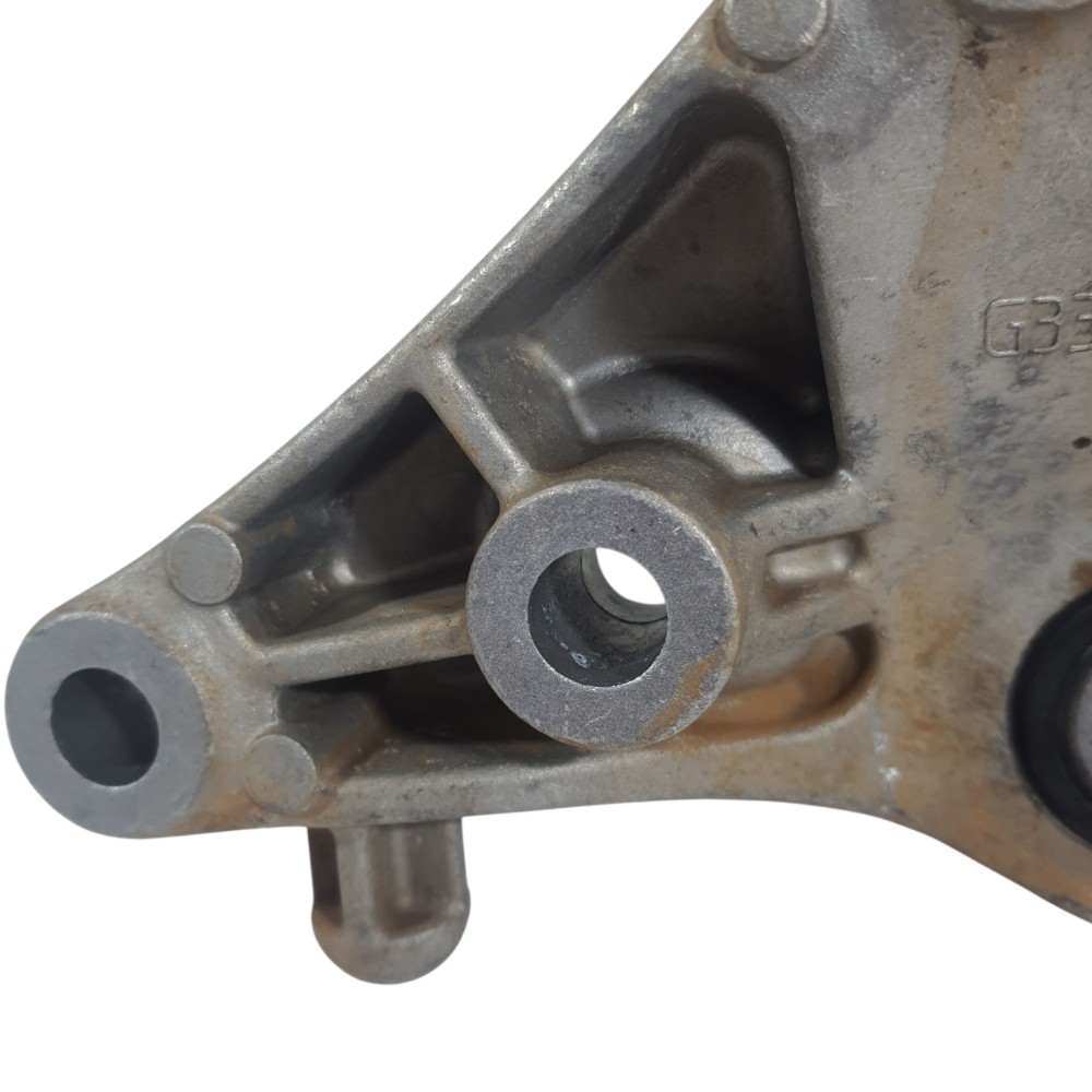 Suporte Inferior Coxim Cambio Gm Tracker Lt 2018 95142834 7