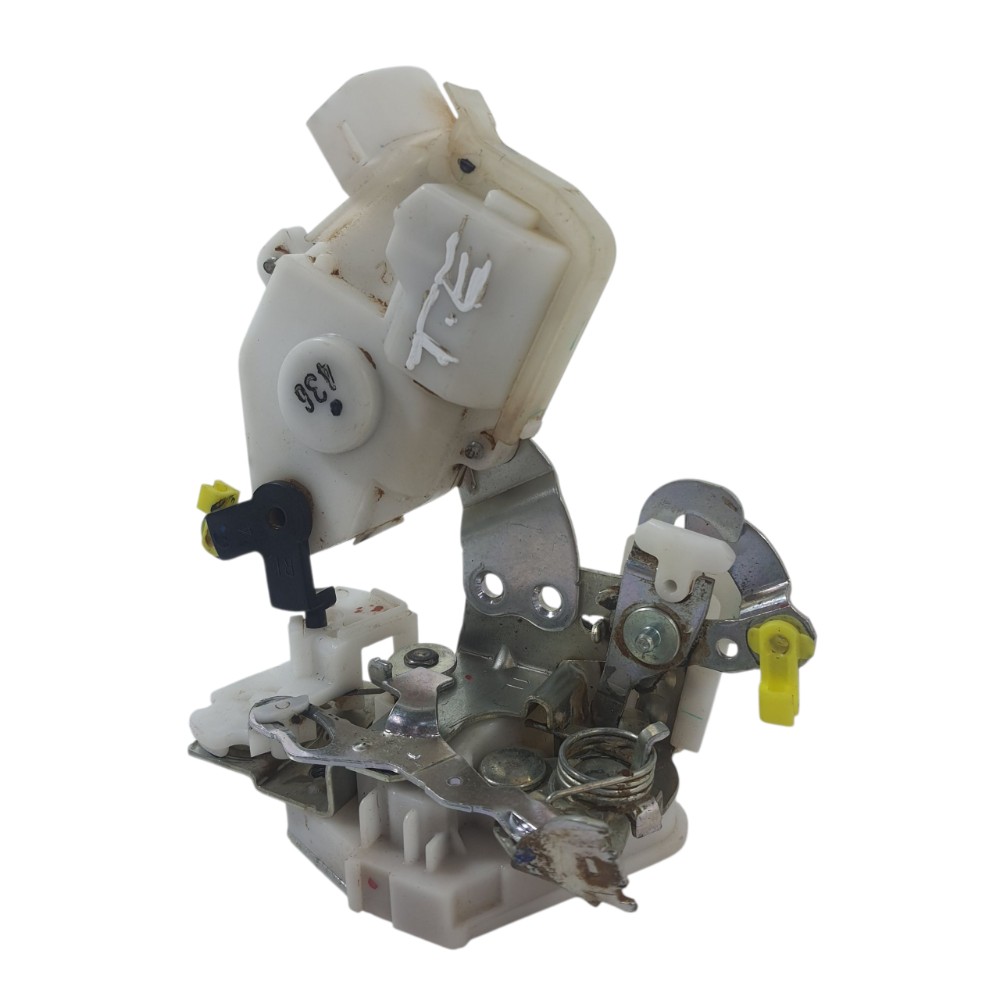 Fechadura Porta Traseira Esquerda Etios 2014 69060-0d180 2