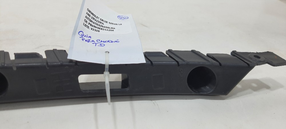 Guia Parachoque Traseiro Direito Cruze Sedan 201494833089 6