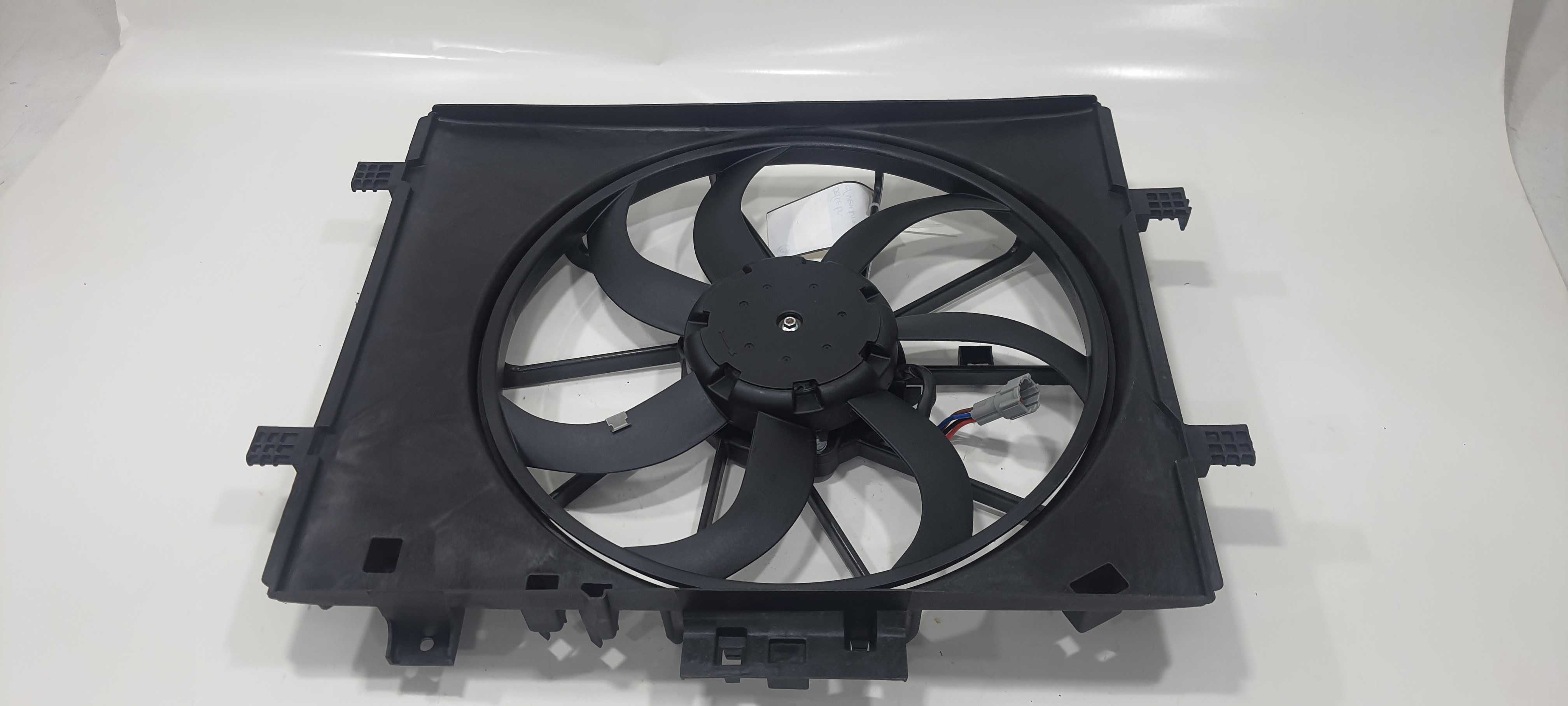Defletor Ventoinha Nissan March Sv 1.0 2016 104111039622 4