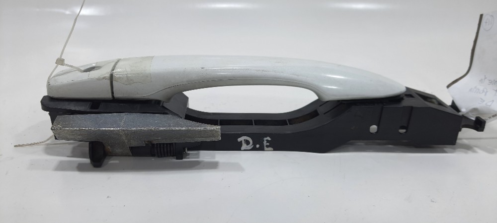 Maçaneta Externa Dianteira Esquerda Nissan Kicks 2019 Pa6gf2 Branco Dianteira 1