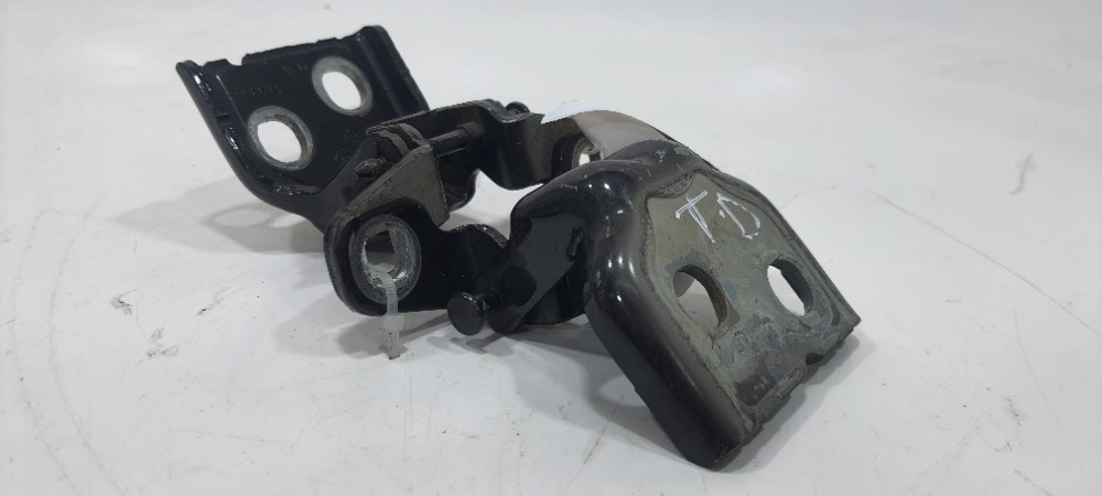Dobradiça Porta Traseira Direita Renault Sandero 1.0 2019 3