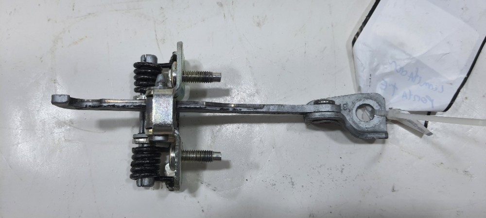 Limitador Porta Traseira Esquerda Renault Sandero 20 02559r 5