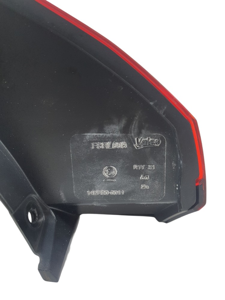 Lanterna Traseira Direita Nissan Kicks 2022148r000011 Direito/passageiro Vermelha 6