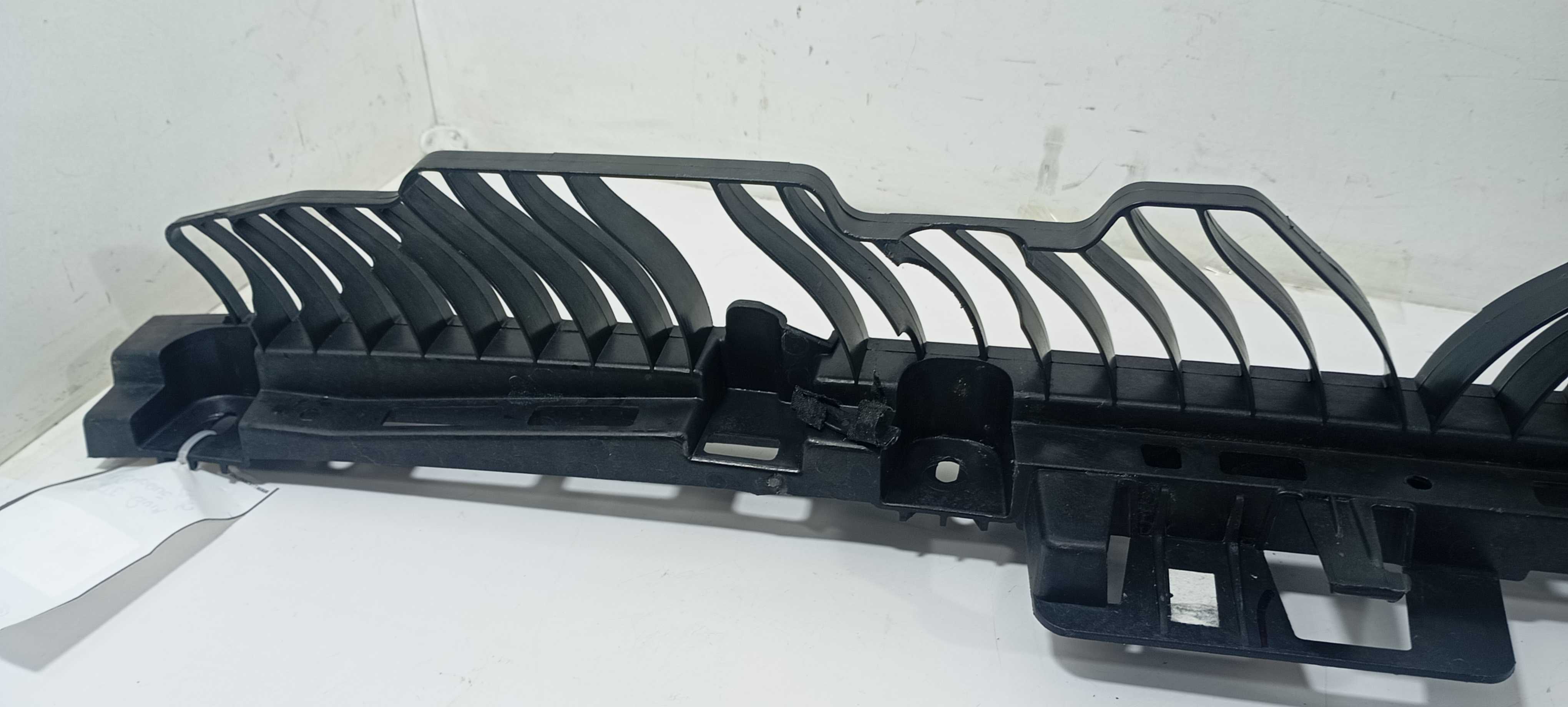 Guia Parachoque Traseir Vw Virtus Confort 1.0 2023 6ec807863 4