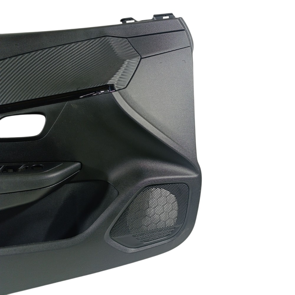 Forro porta dianteira esquerda Peugeot 208 2024 9832904980 3