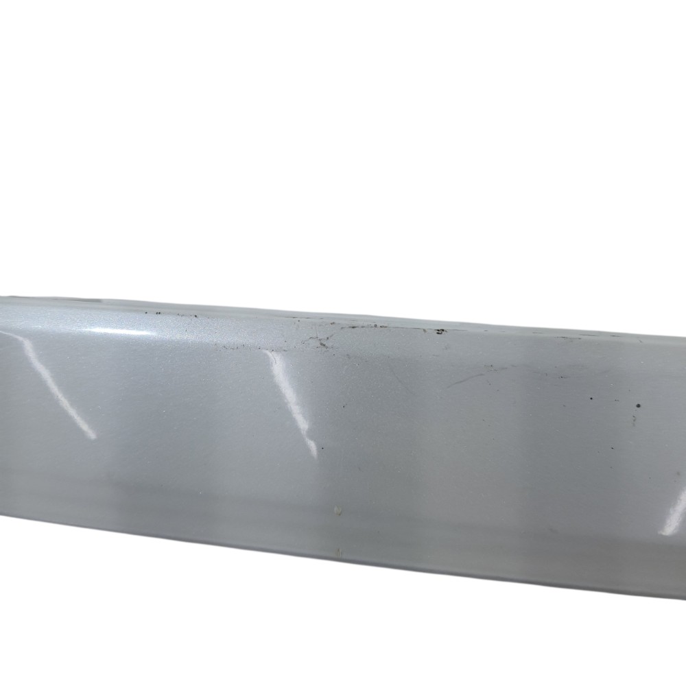 Moldura Tampa Traseira Nissan Kicks 2022 90810-5rb Branco Diamond 2