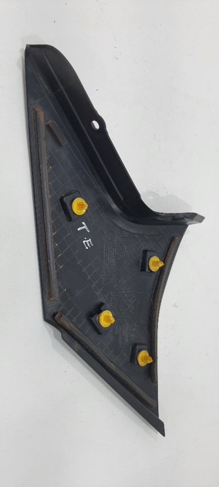 Moldura Coluna Traseira Esquerda Kicks 2019 781275rb0a 6