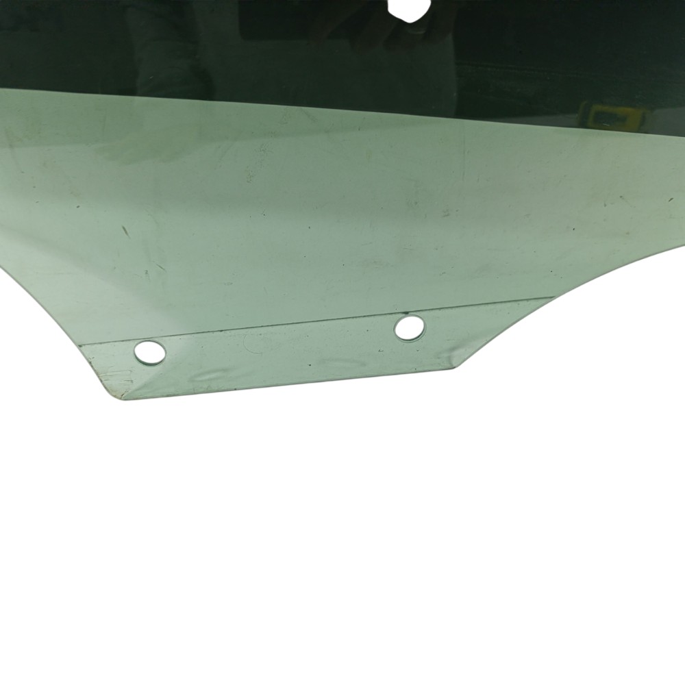 Vidro traseiro direito Peugeot 208 ano 2024 E243R001150 7