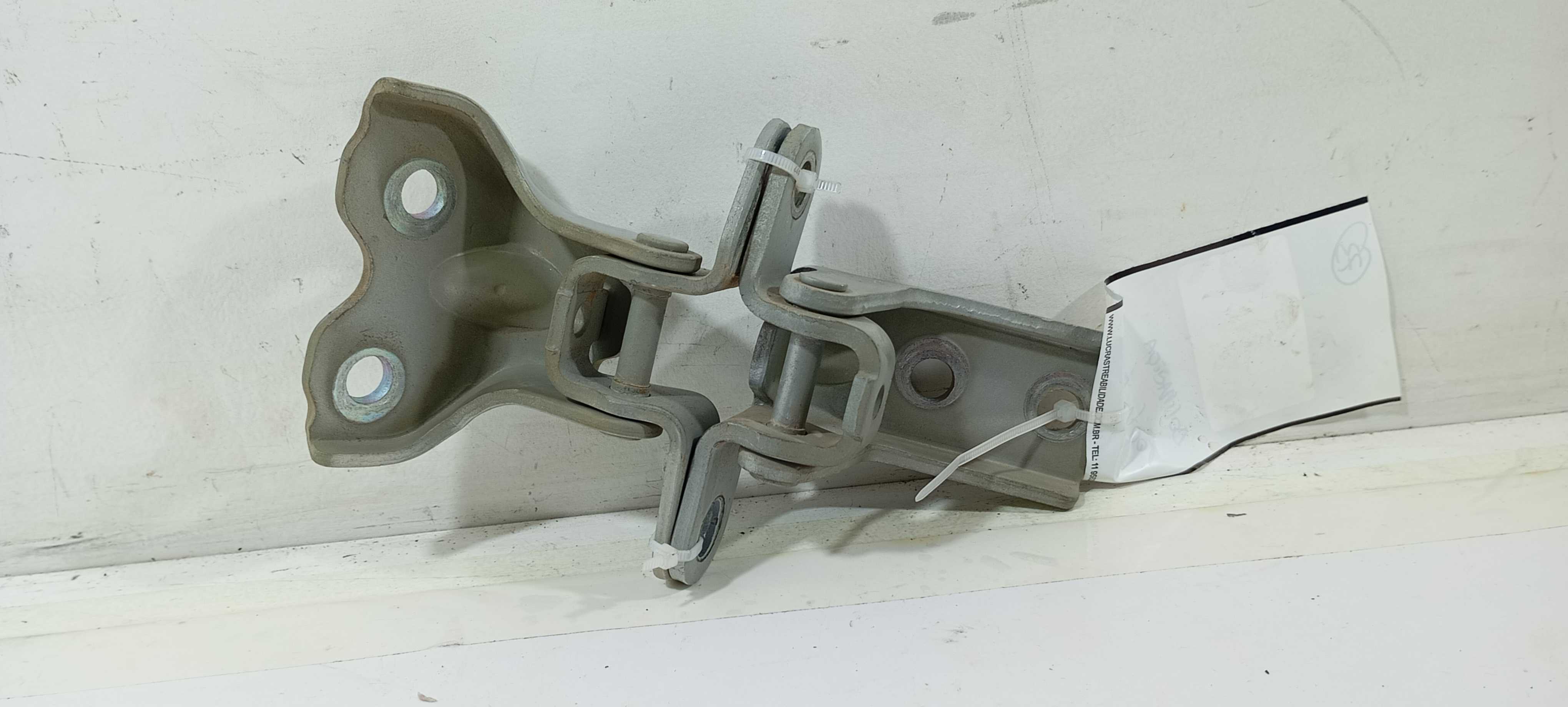 Dobradiça Porta Dianteira D.  Hb20x Premium 1.6 2018 I120102 2
