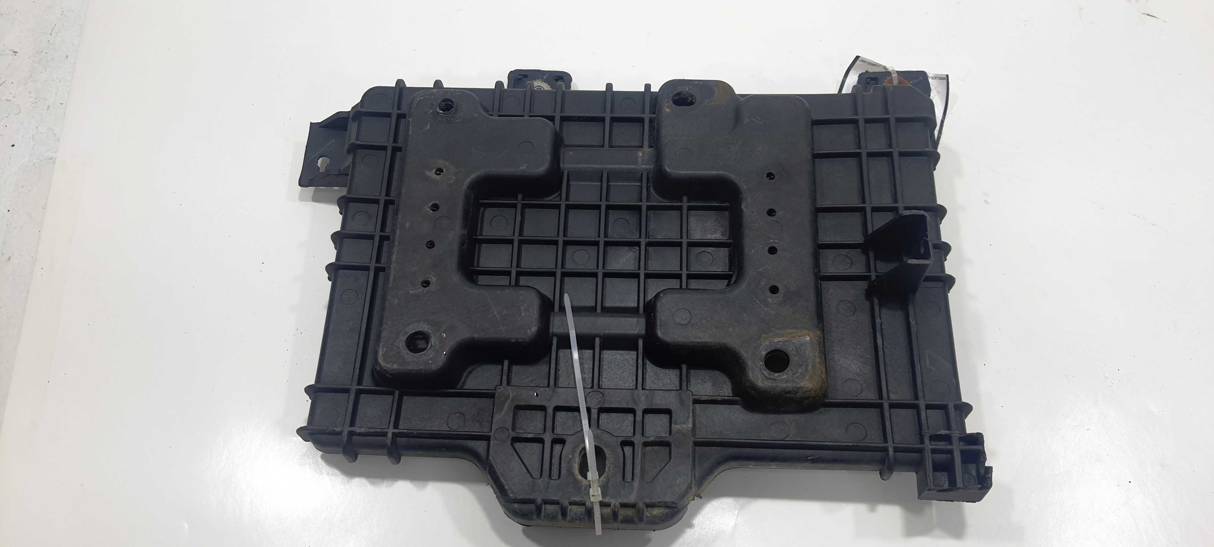 Base Bateria Kia Sorento 2.4 2012 371502p000 4