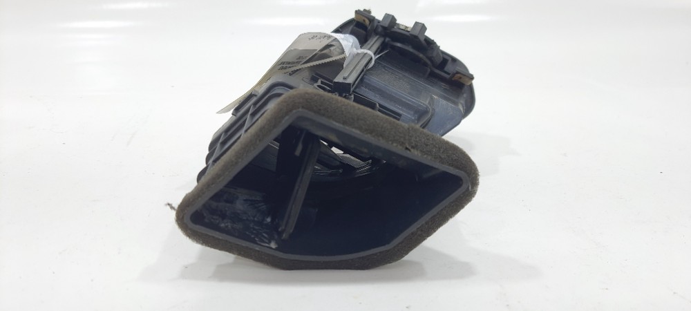 Difusor Ar Esquerdo Hyundai Ix35 2.0 Ano 2012 974802s000 2
