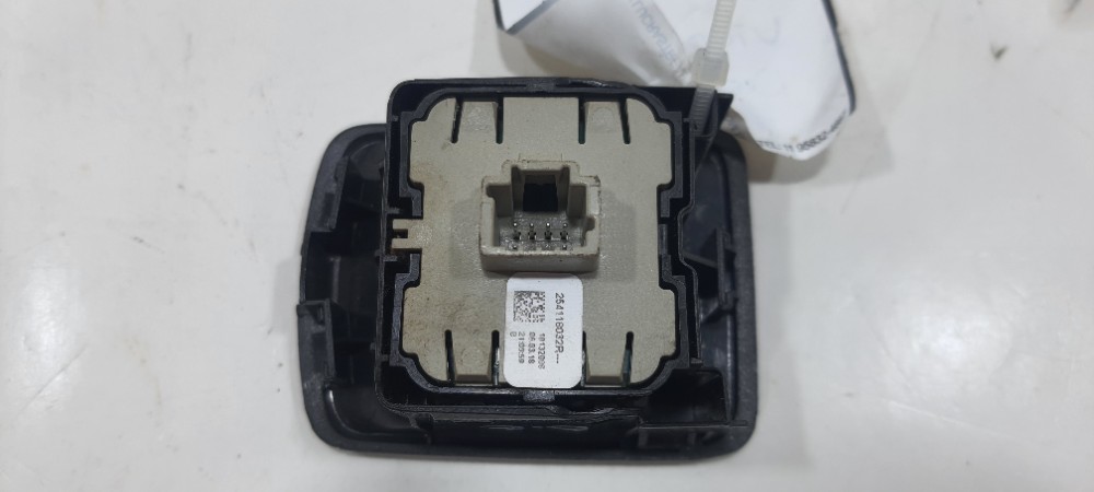 Botão Vidro Dianteiro Esquerdo Sandero 2019 254118032r 4