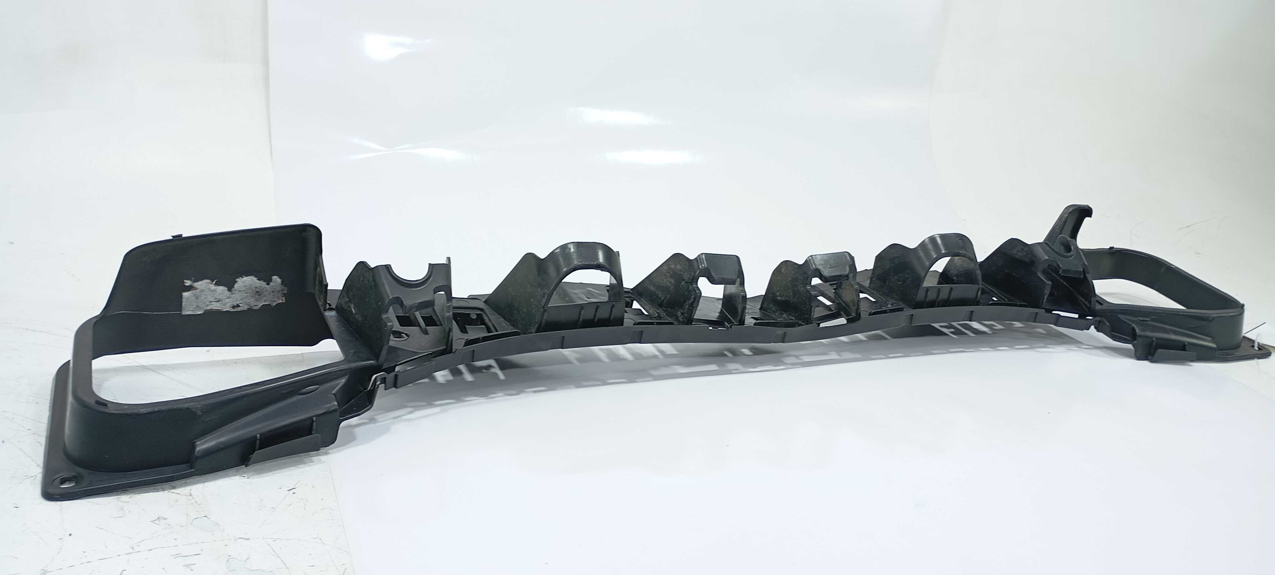Guia Para-choque Traseiro Peugeot 208 Active Pack 1.2 V2287 2