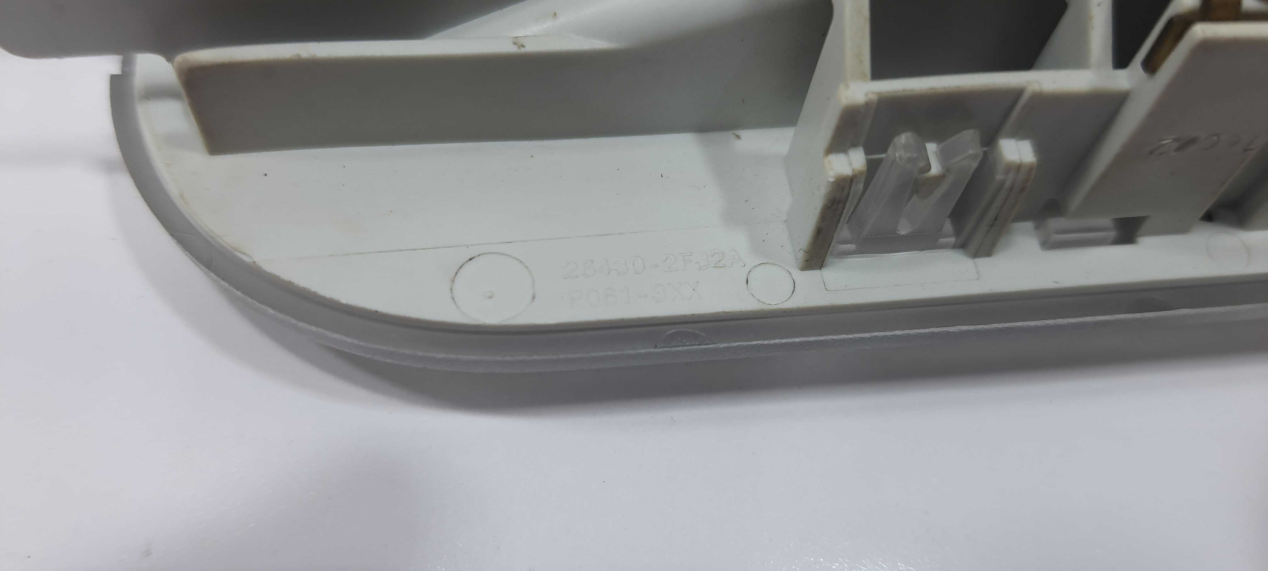 Luz Teto Nissan March Sv 1.0 2016 V2296 1