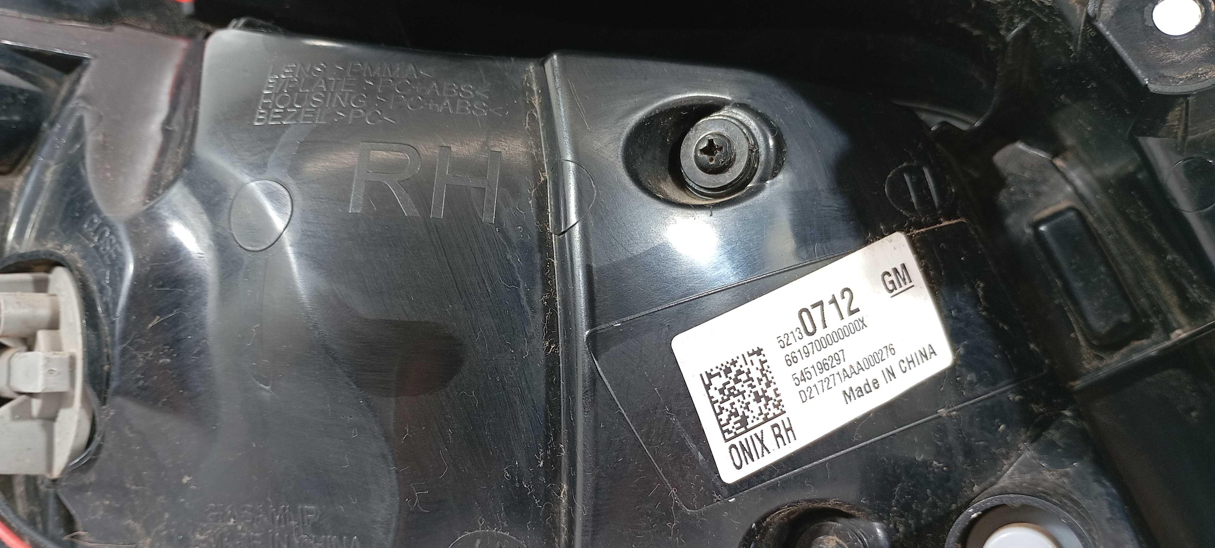 Lanterna Traseiro D. Gm Onix Active 1.4 2018 52130712 Direito/passageiro Vermelho 8