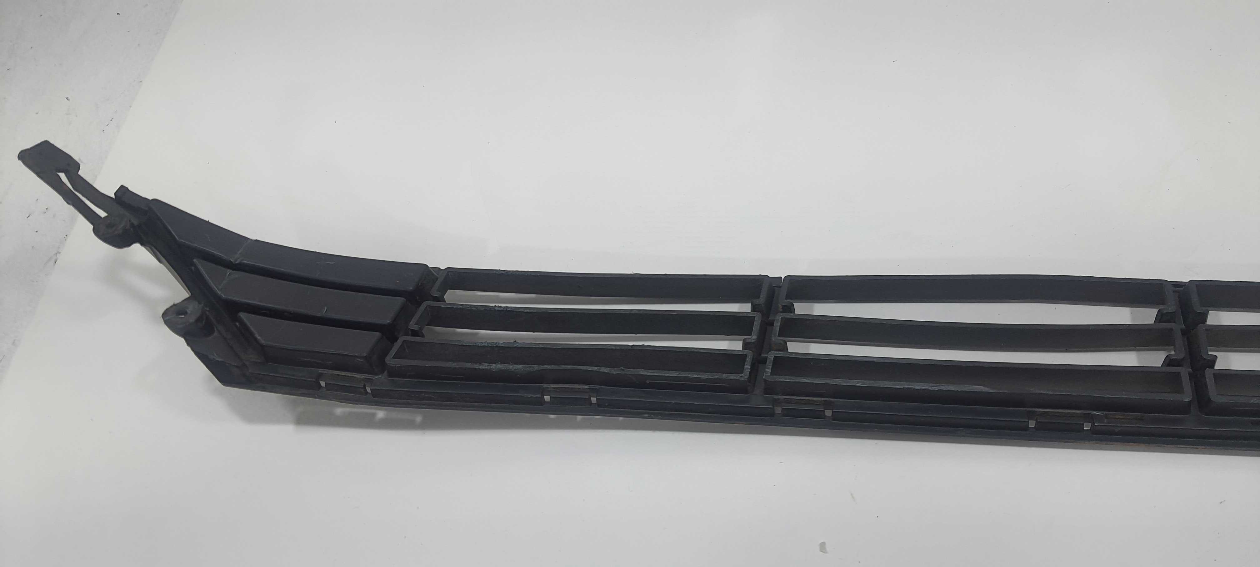 Grade Inf. Parachoque Ford Ka Hatch 1.0 2020 J7bb17k945abw Preto 5