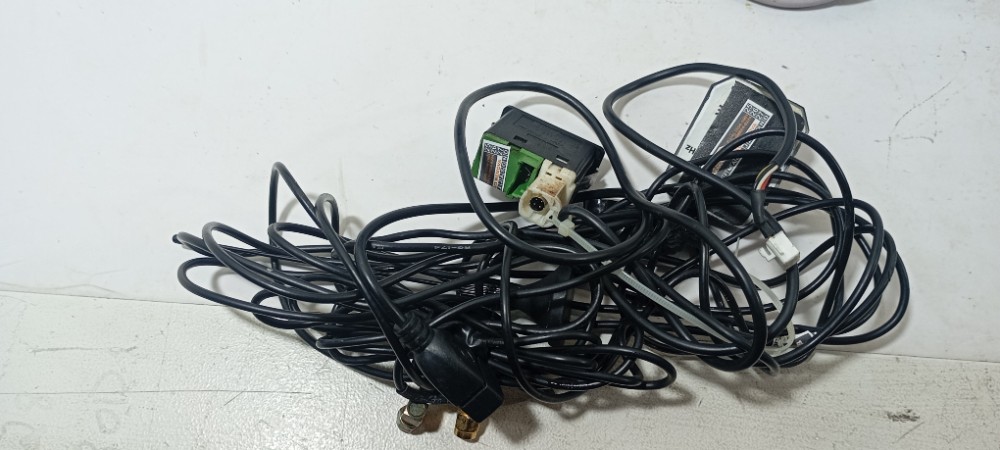Radio E Cabos Bmw X1 Sdrive 1.8 2014 Bt07505141026 5