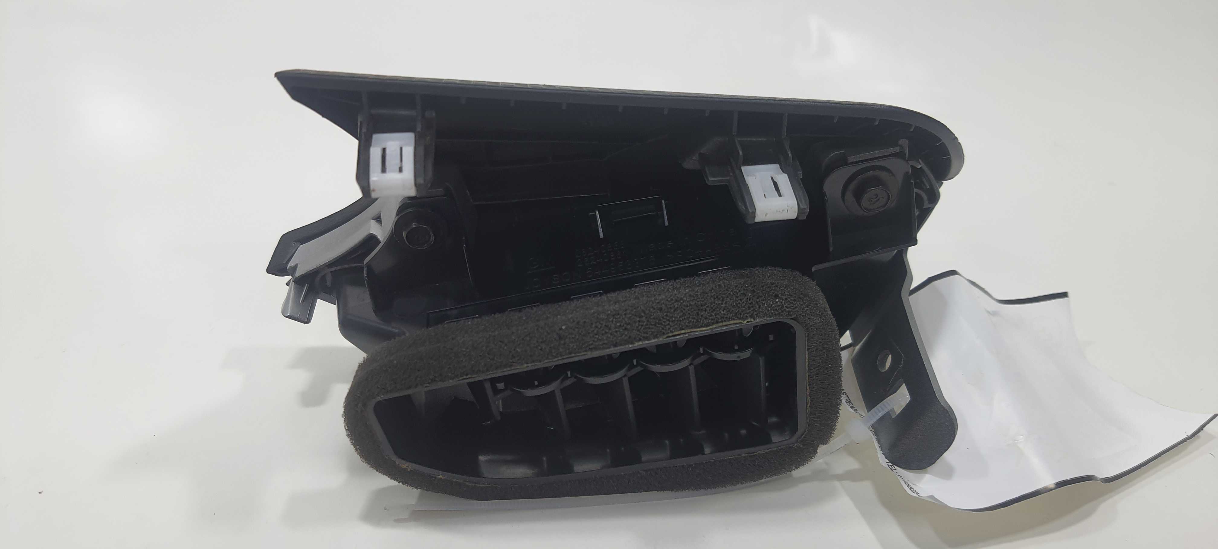 Difusor Ar Esquerdo Gm Onix Sedan Lt 1.0 2024 V2303 2