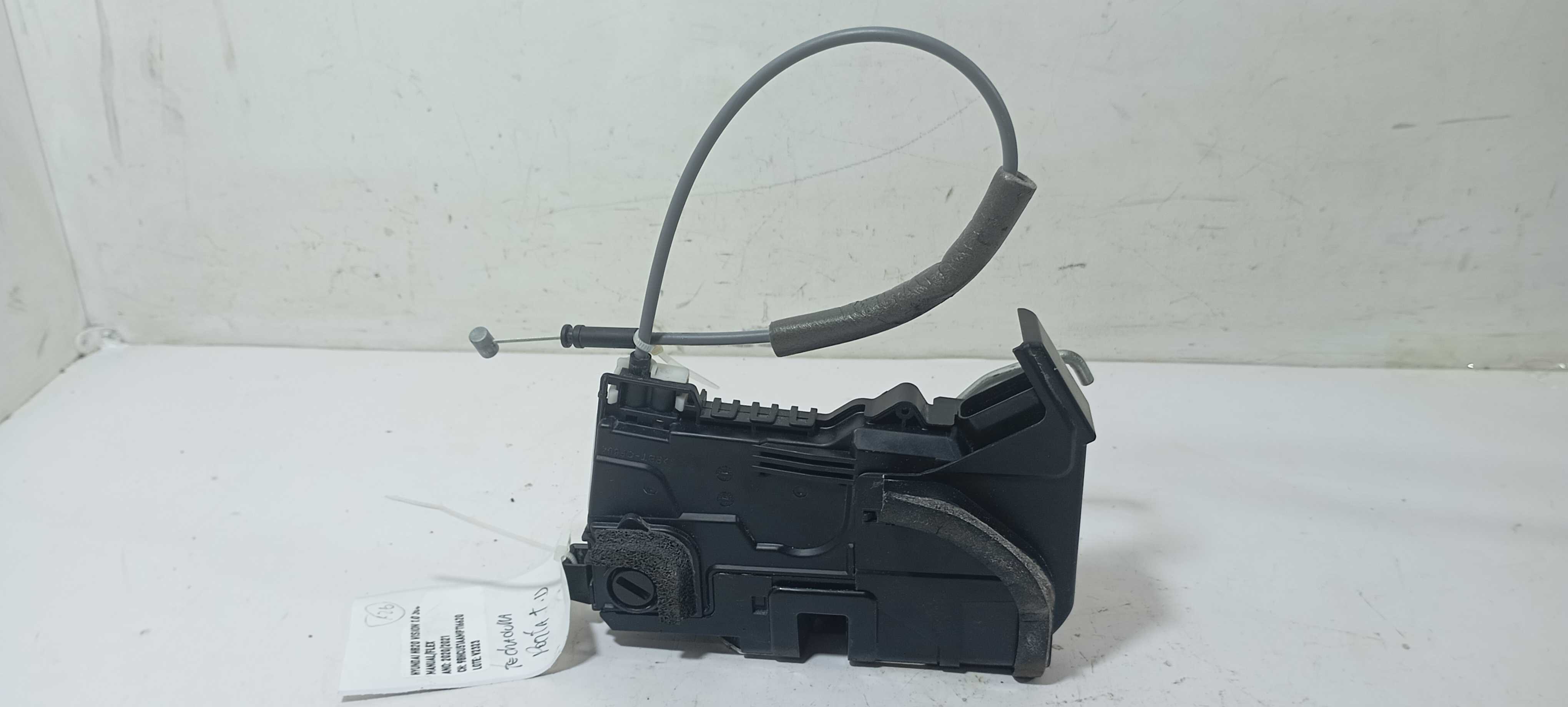 Fechadura Porta Traseiro Direito Hb20 1.0 2021 81420r1000 2