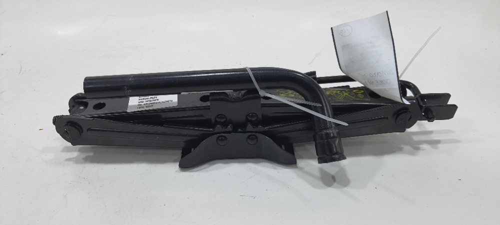 Macaco e chave roda renault sandero 1.0 2019 995501893r