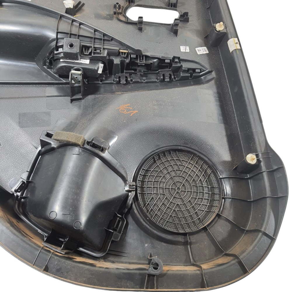 Forro porta traseira direita Nissan Kicks 2022 829005ra0a 8