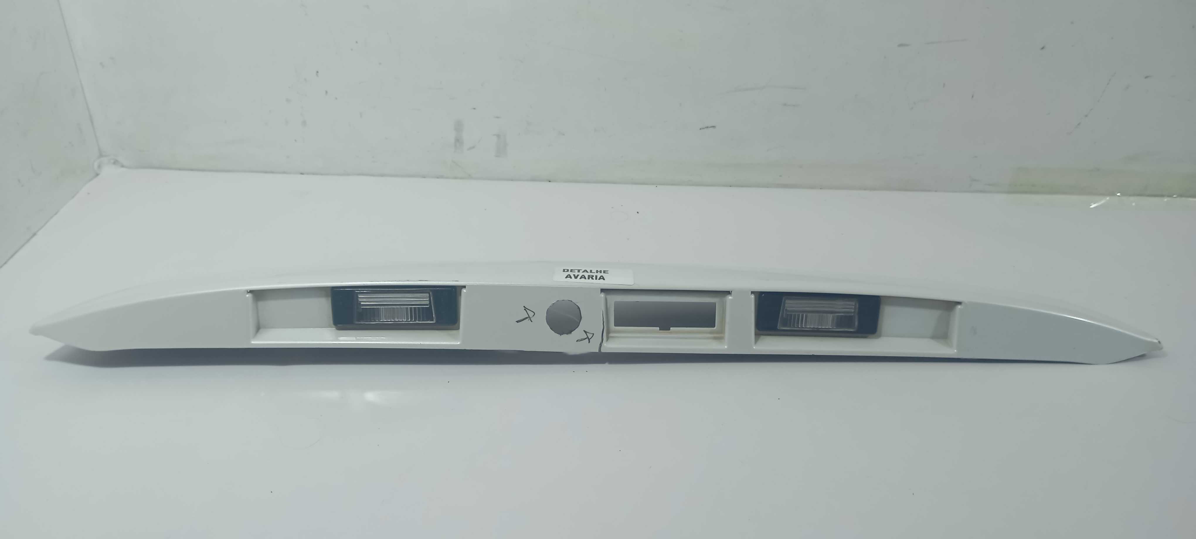 Moldura Tampa Traseira Detalhe Nissan Kicks 1.6 2019 908105r 3