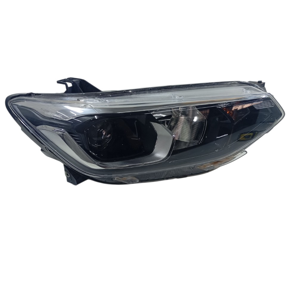 Farol Direito Tracker 1.0 2021 26306471 Direito/passageiro
