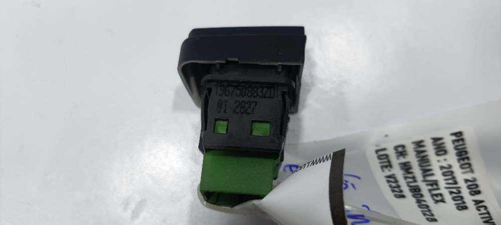 Botao Trava Porta Elétrico Peugeot 208 1.2 2018 9675088320 3