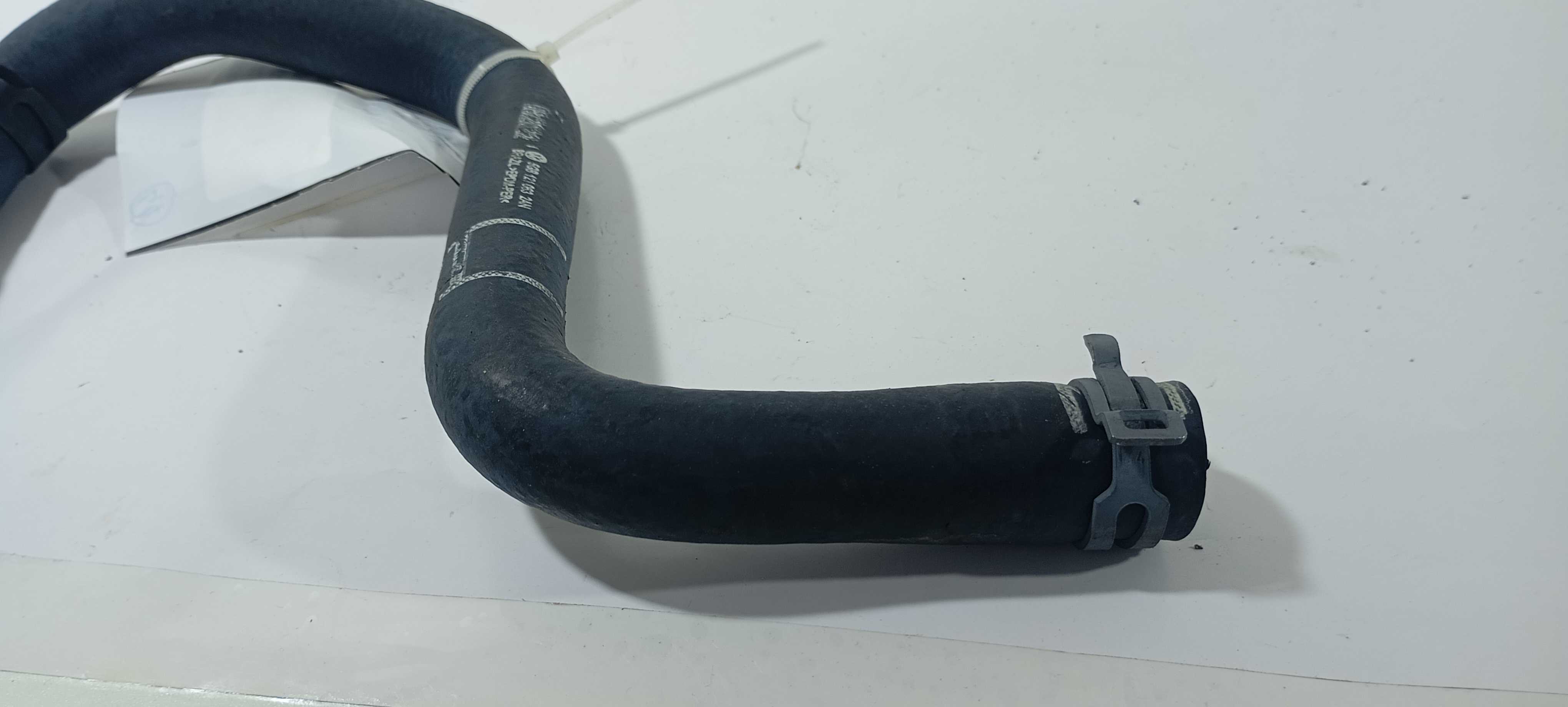 Mangueira Bomba Dágua T-cross Tsi 2023 5gb1210632an Preto 3