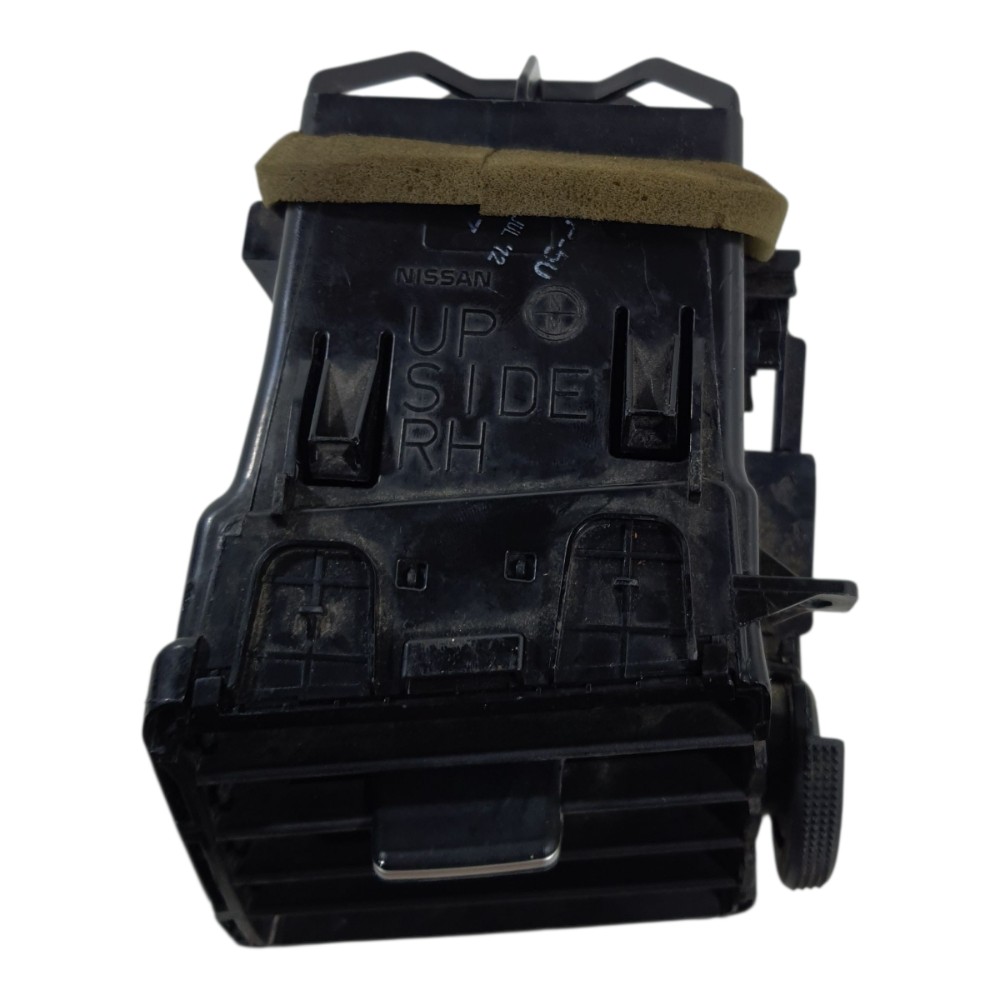 Difusor de ar direito Nissan Tiida 2012 68750EL00A 7