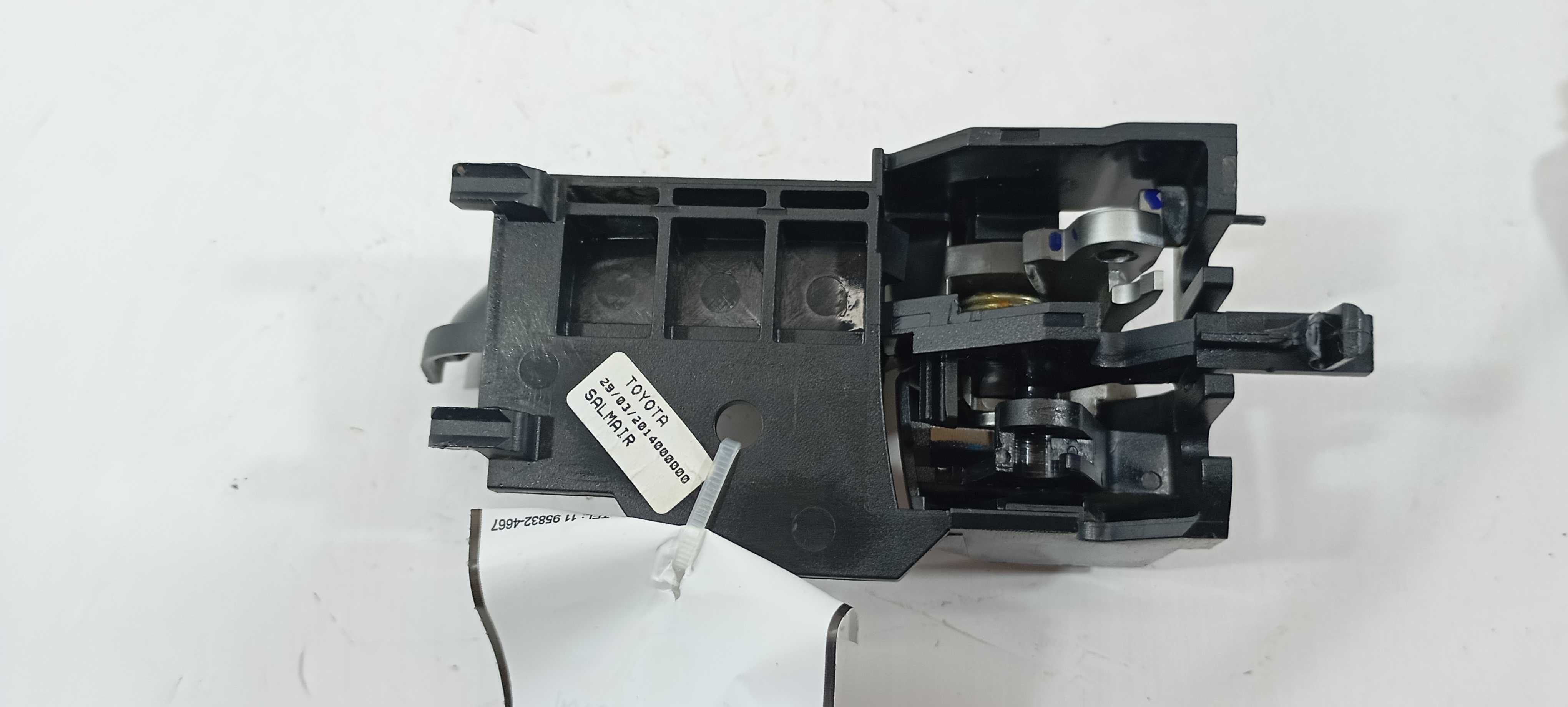 Maçaneta Int Traseira Direita Toyota Etios 1.5 2014 60252 Preto 5