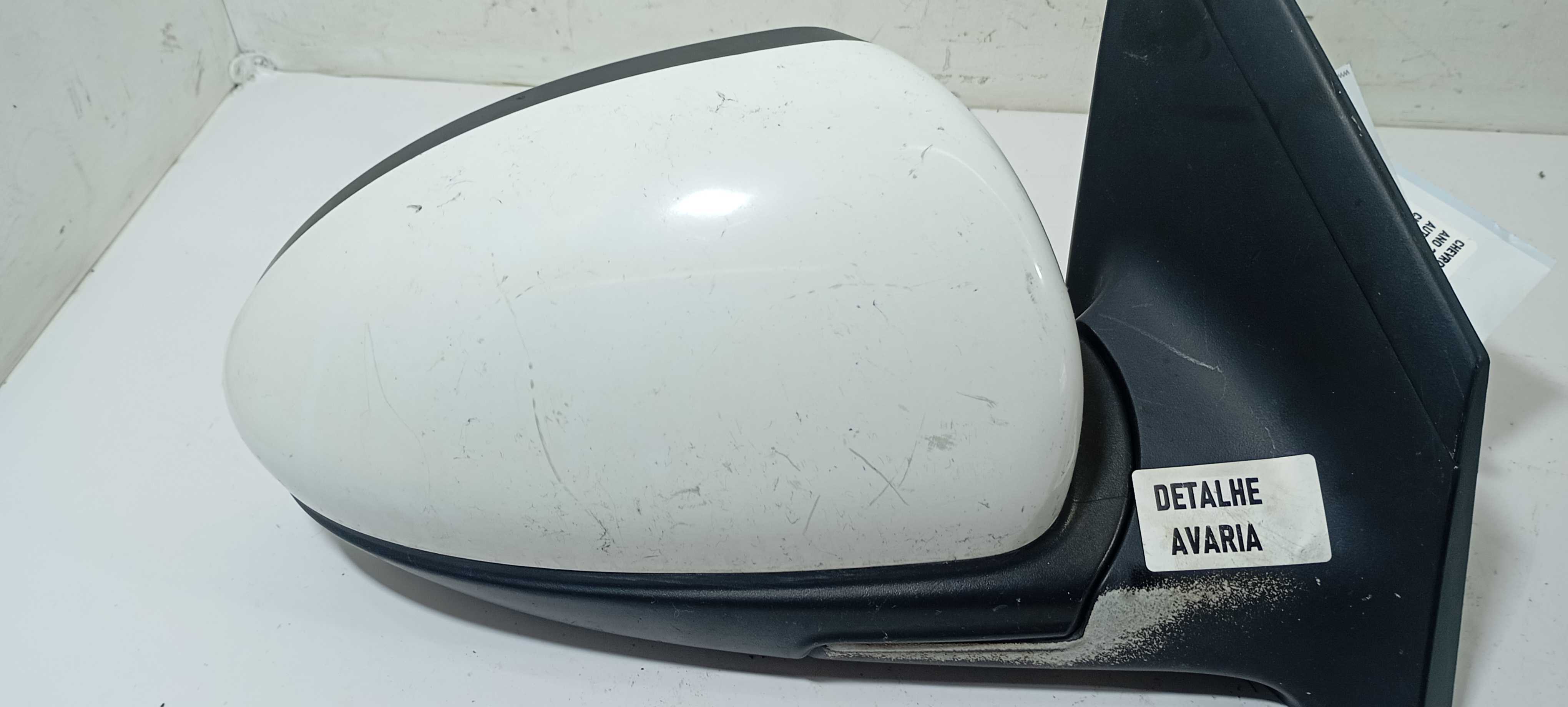 Retrovisor Direito Detalhe Cruze Sedan 1.8 2014 95429456 3