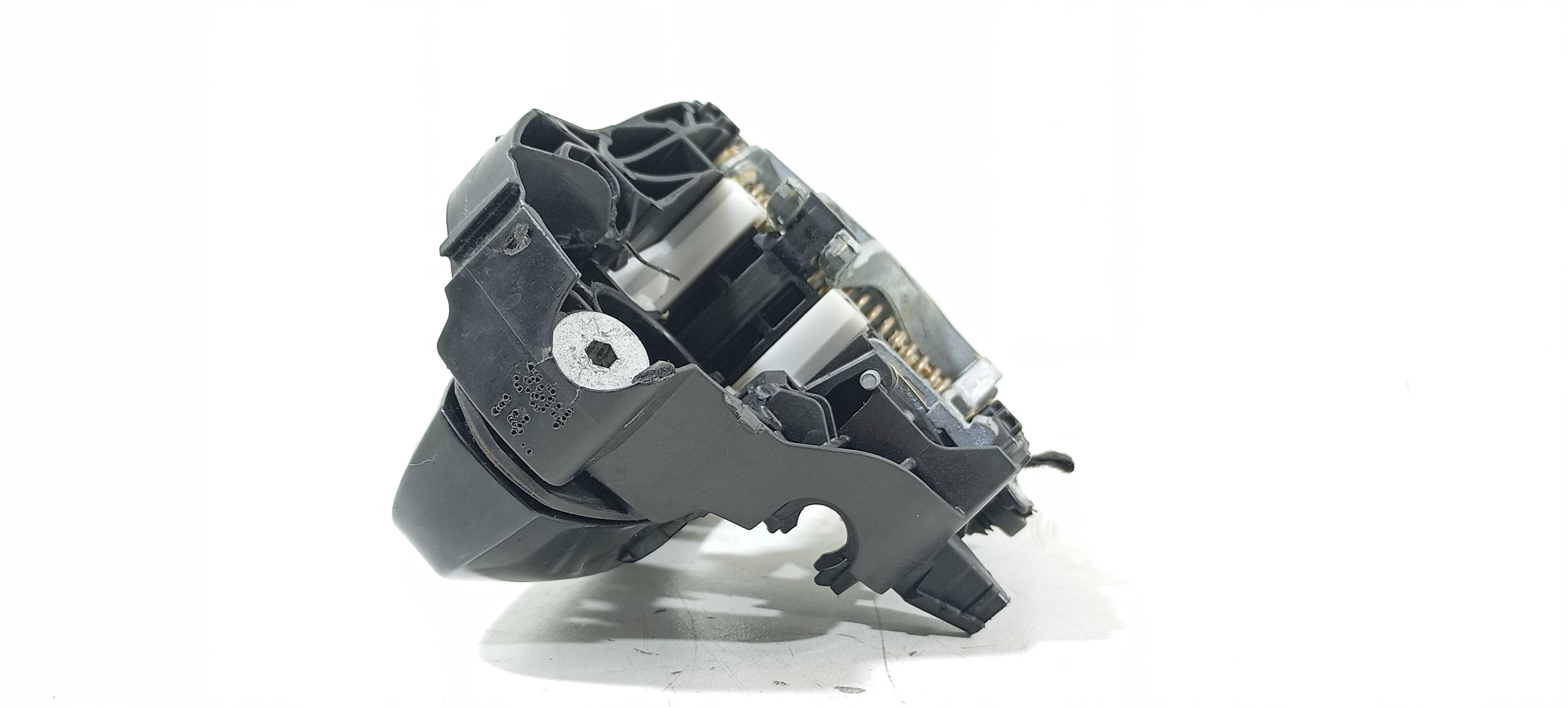 Maçaneta Externa Dianteira E. Bmw 225i 2.0 2015 V2290 8