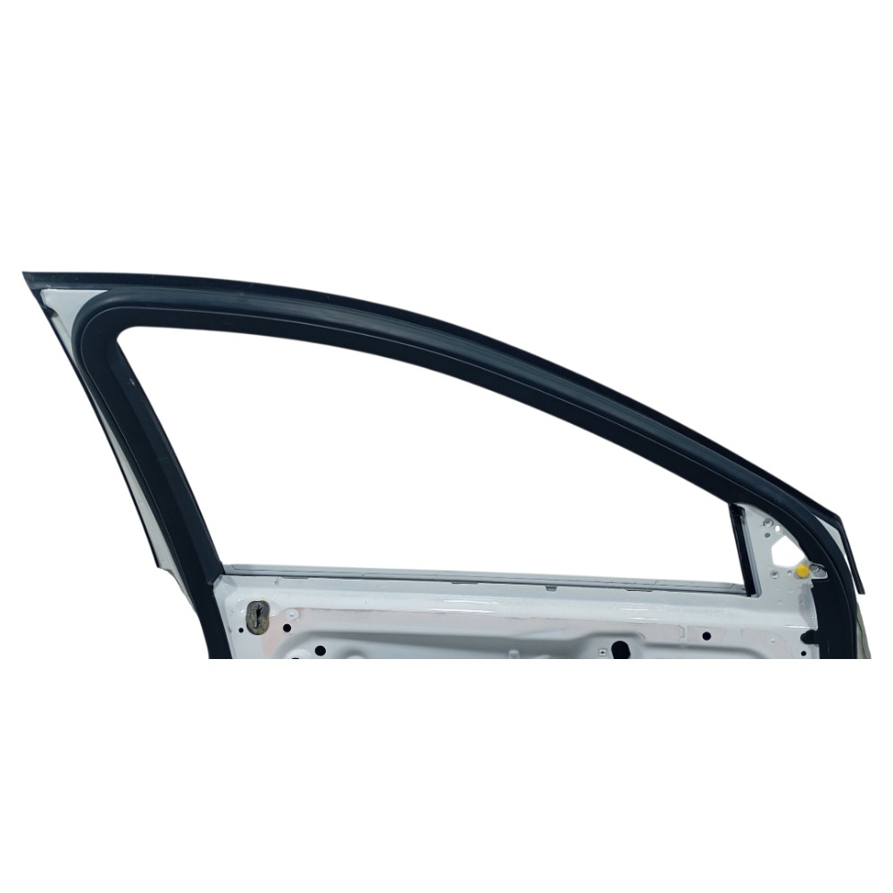 Porta Dianteira Esquerda Cruze Sedan 1.8 2014 95987757 Dianteira Esquerda Branco 2