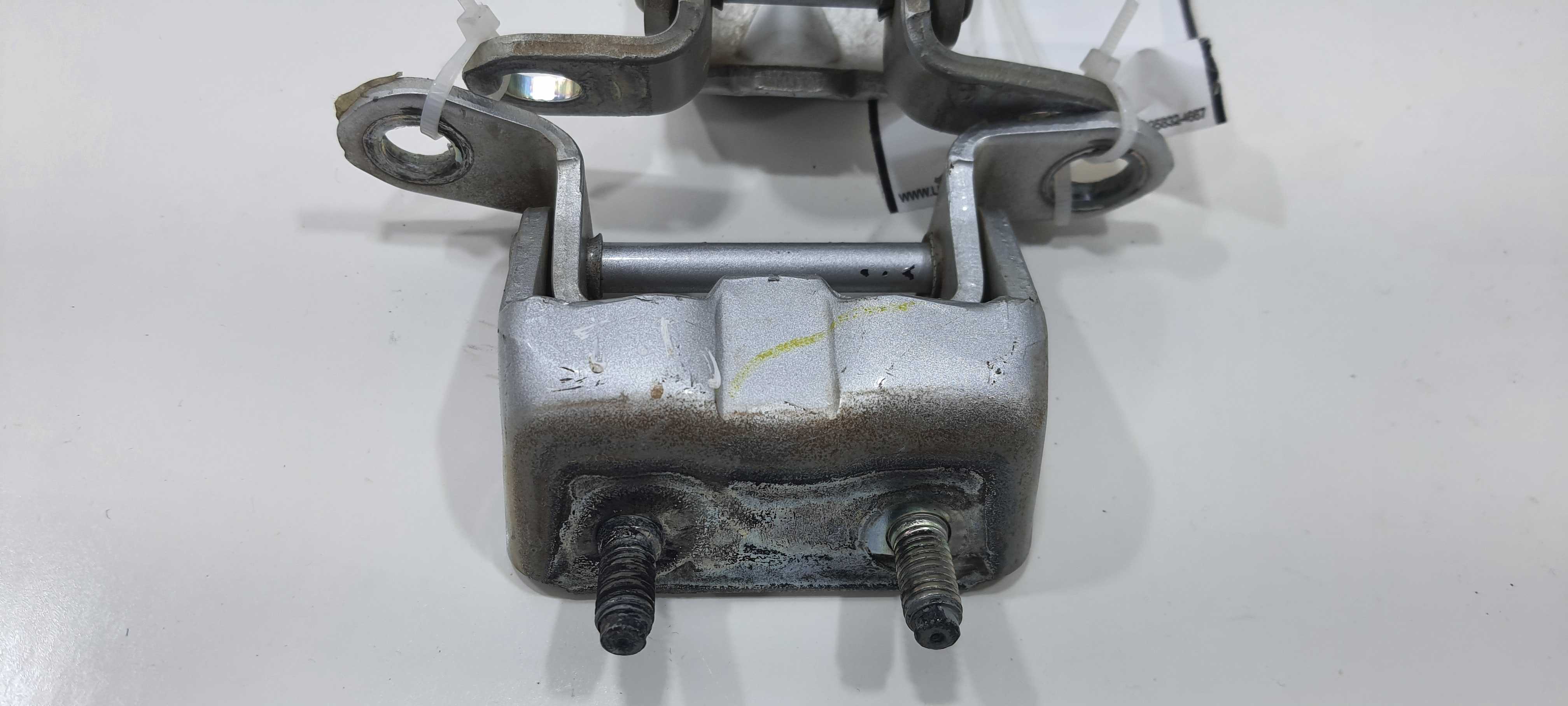 Dobradiça Porta T Direita Nissan Tiida Sedan 1.8 2012 V2305 4