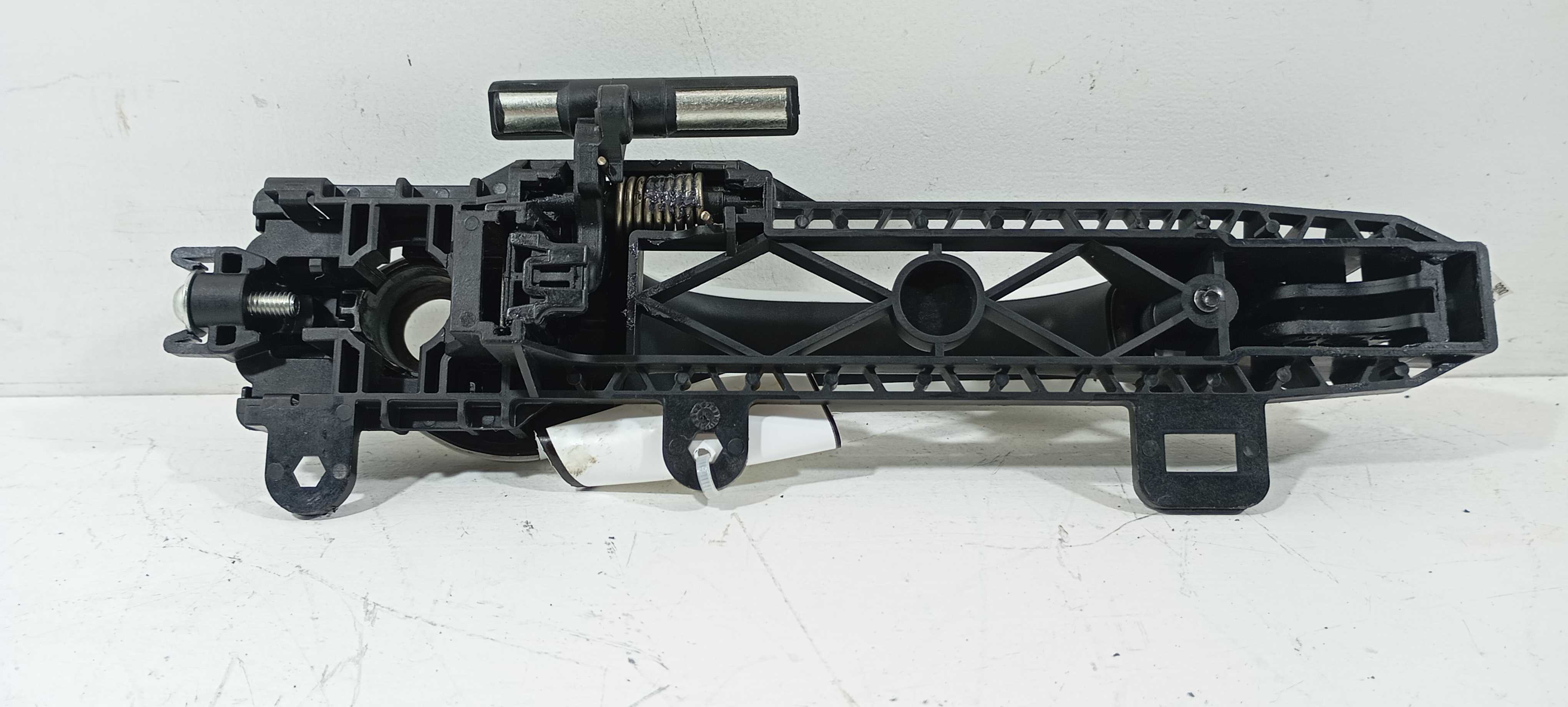 Maçaneta Porta Exter. Diant. E. Onix Sedan Lt 1.0 24 V2303 Branco Dianteira 2