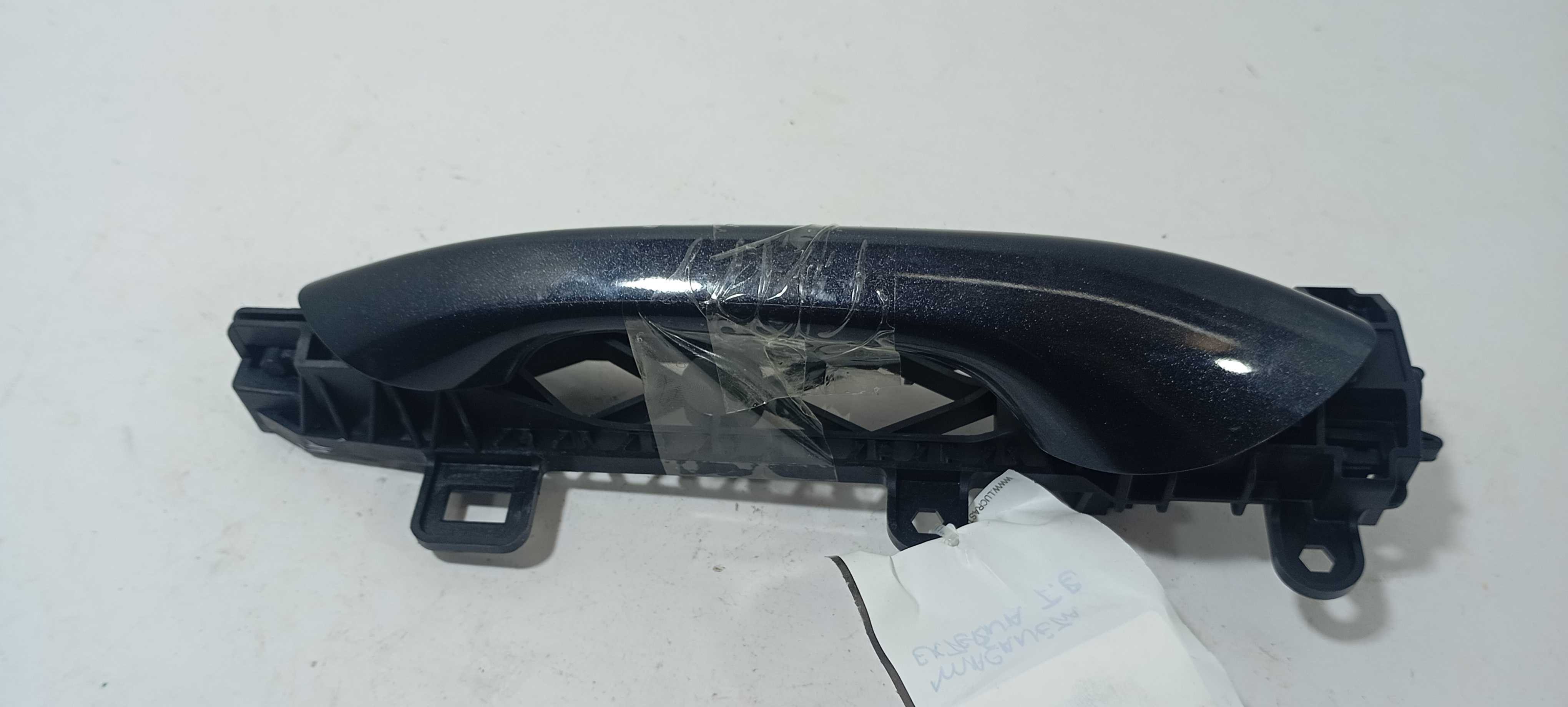 Maçaneta Externa Traseira Esquerda Tracker 2024 1282br Preto Traseira 2