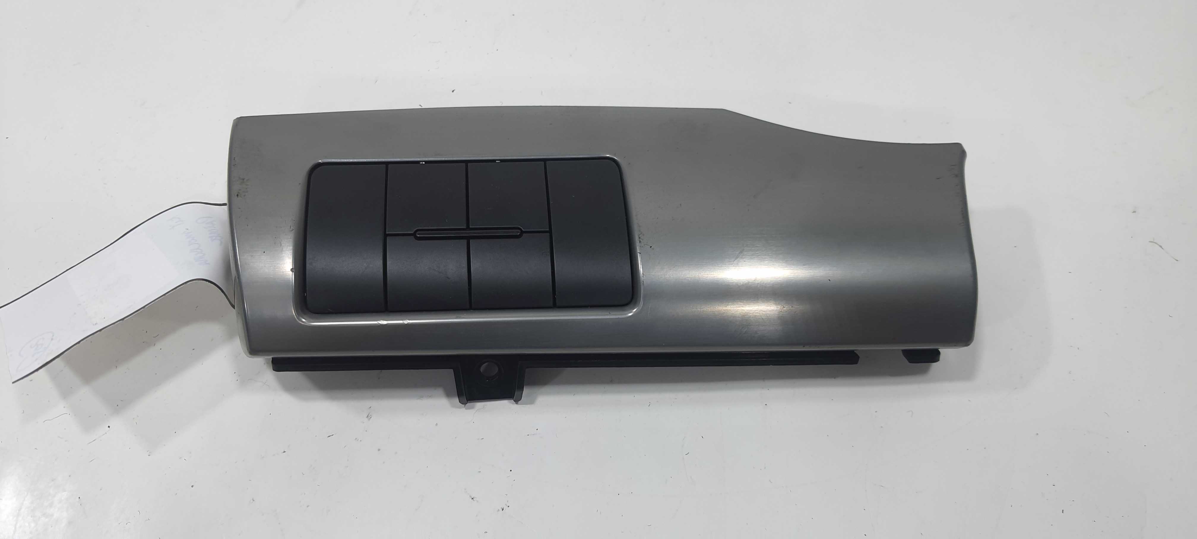 Moldura Do Painel Kia Sorento 2.4 2012 937002p201xma 1