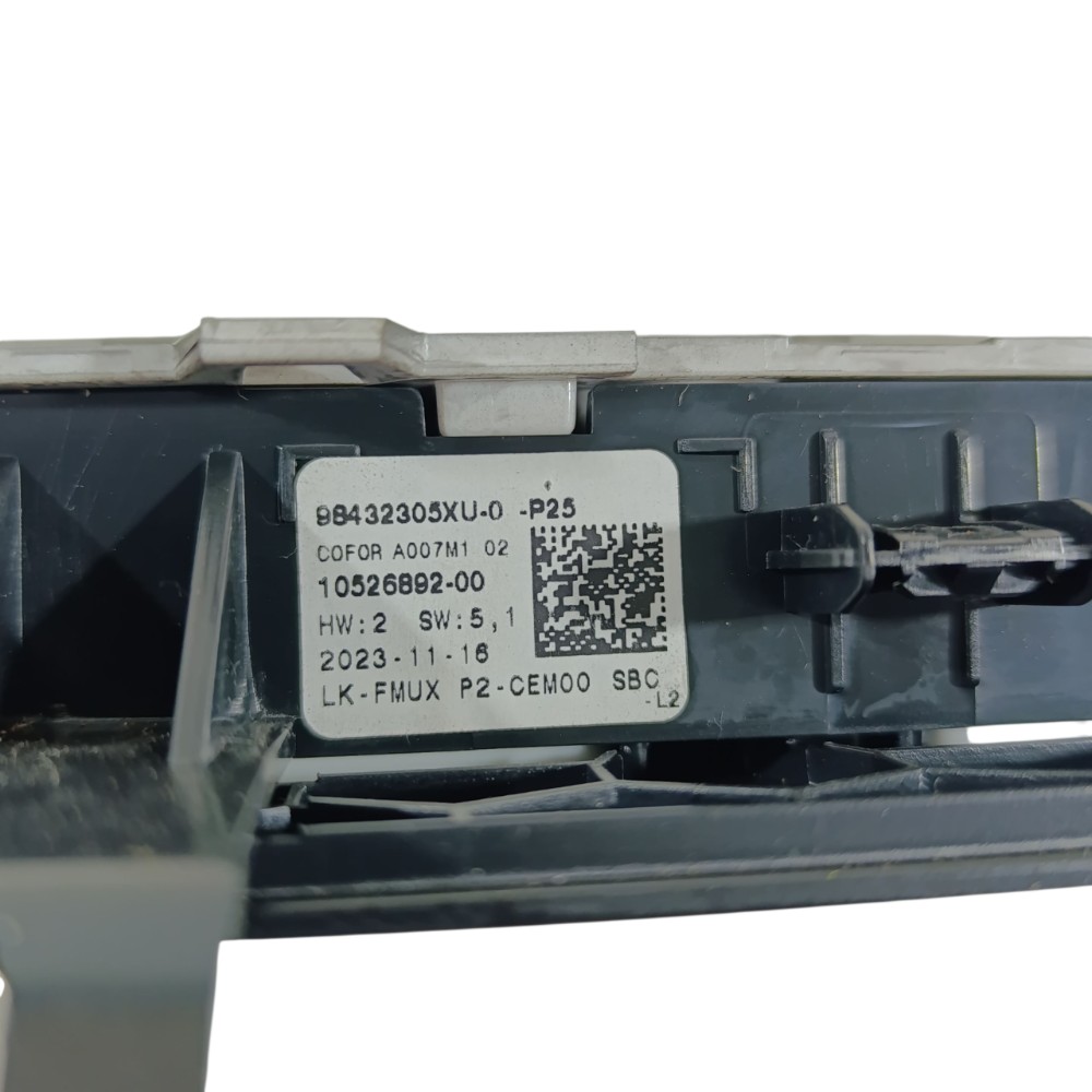 Comando ar Peugeot 208 ano 2024 98432305XU 7