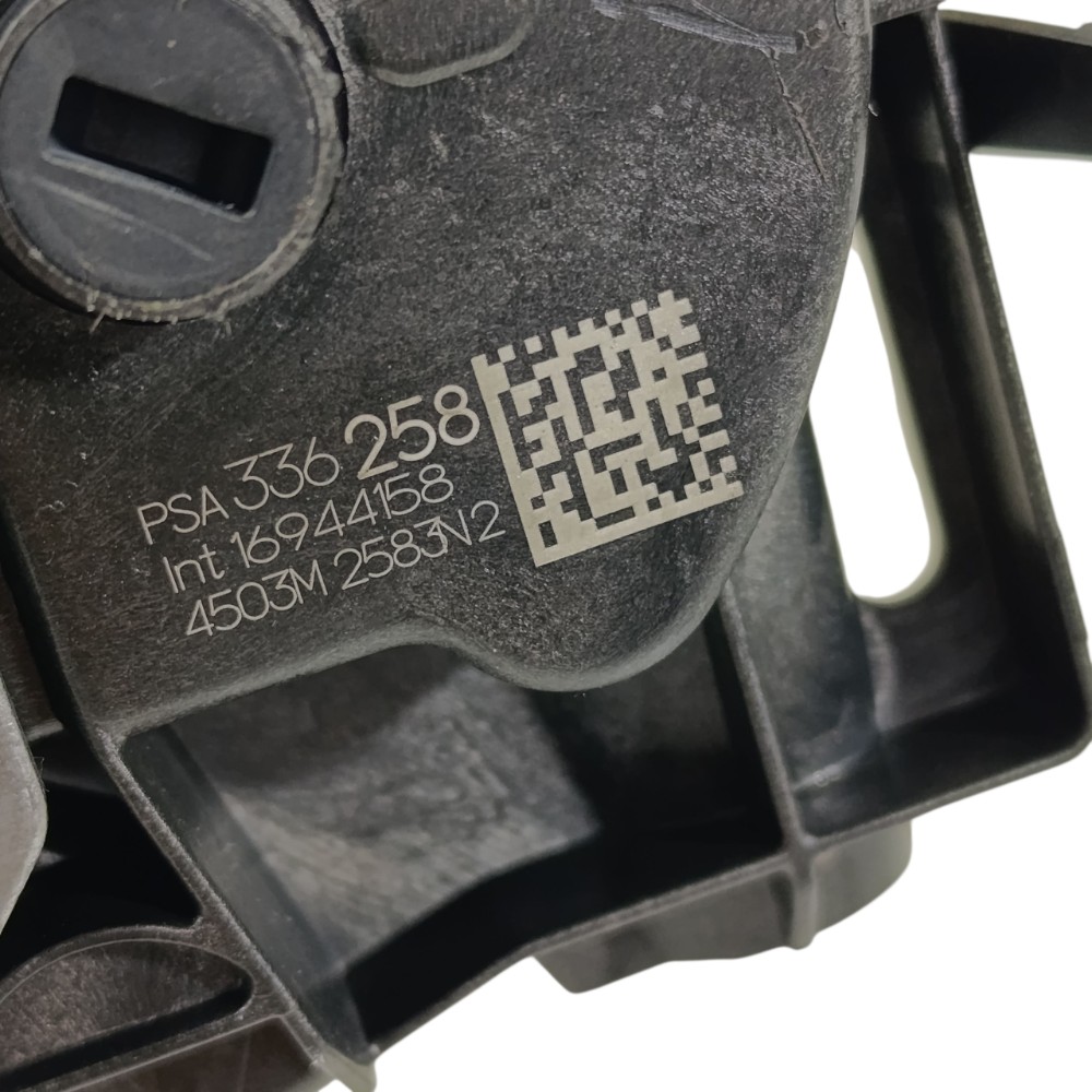 Fechadura traseira esquerda Peugeot 208 ano 2024 4503M2583N2 6