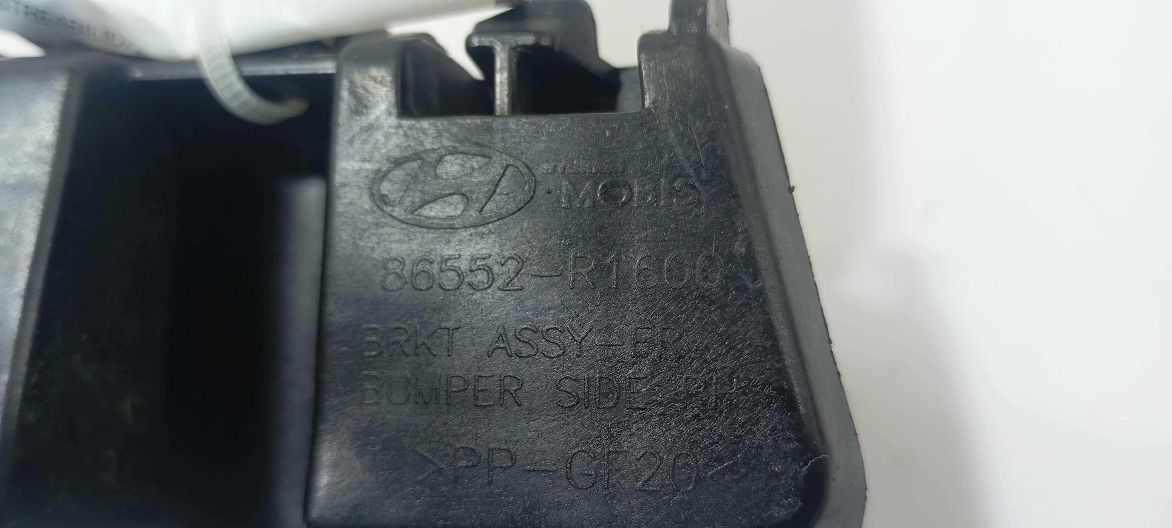 Guia Parachoque Traseiro Direito Hb20 Comfort 2023 86552r160 7
