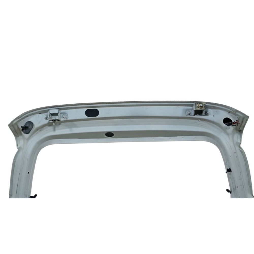 Tampa Traseira Nissan March 1.0 2019 K01009lhmc Recuperada Branco 4