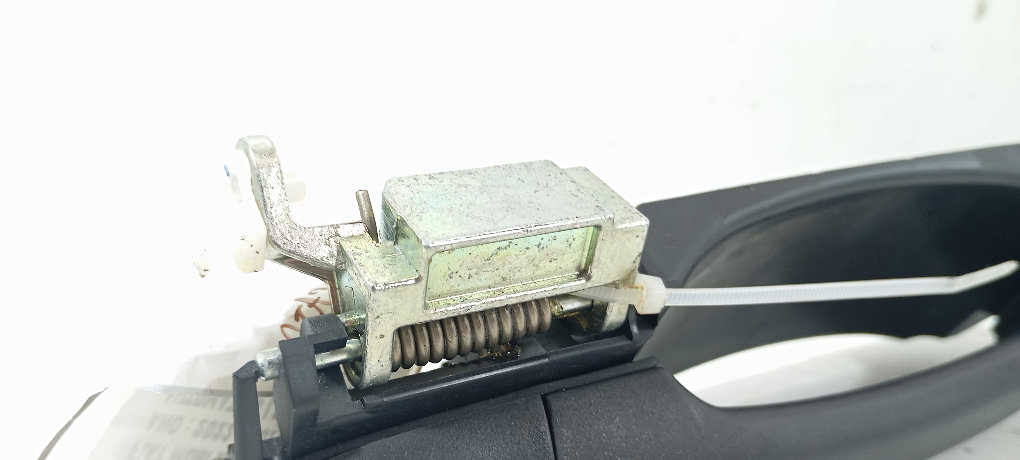 Maçaneta Externa Tras. D. Fiat Mobi Like 1.0 4c 2023 V2299 8