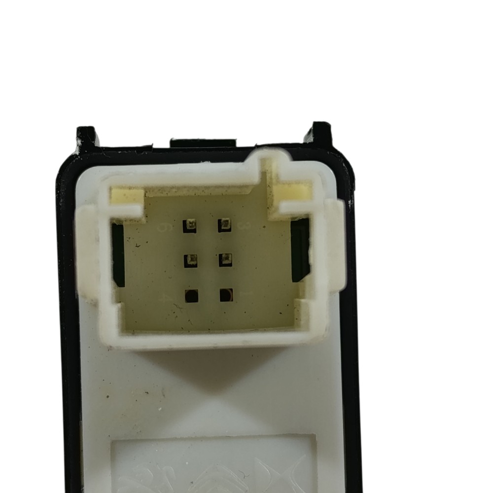 Botão vidro dianteiro direito Peugeot 208 2024 980448032ZD 6